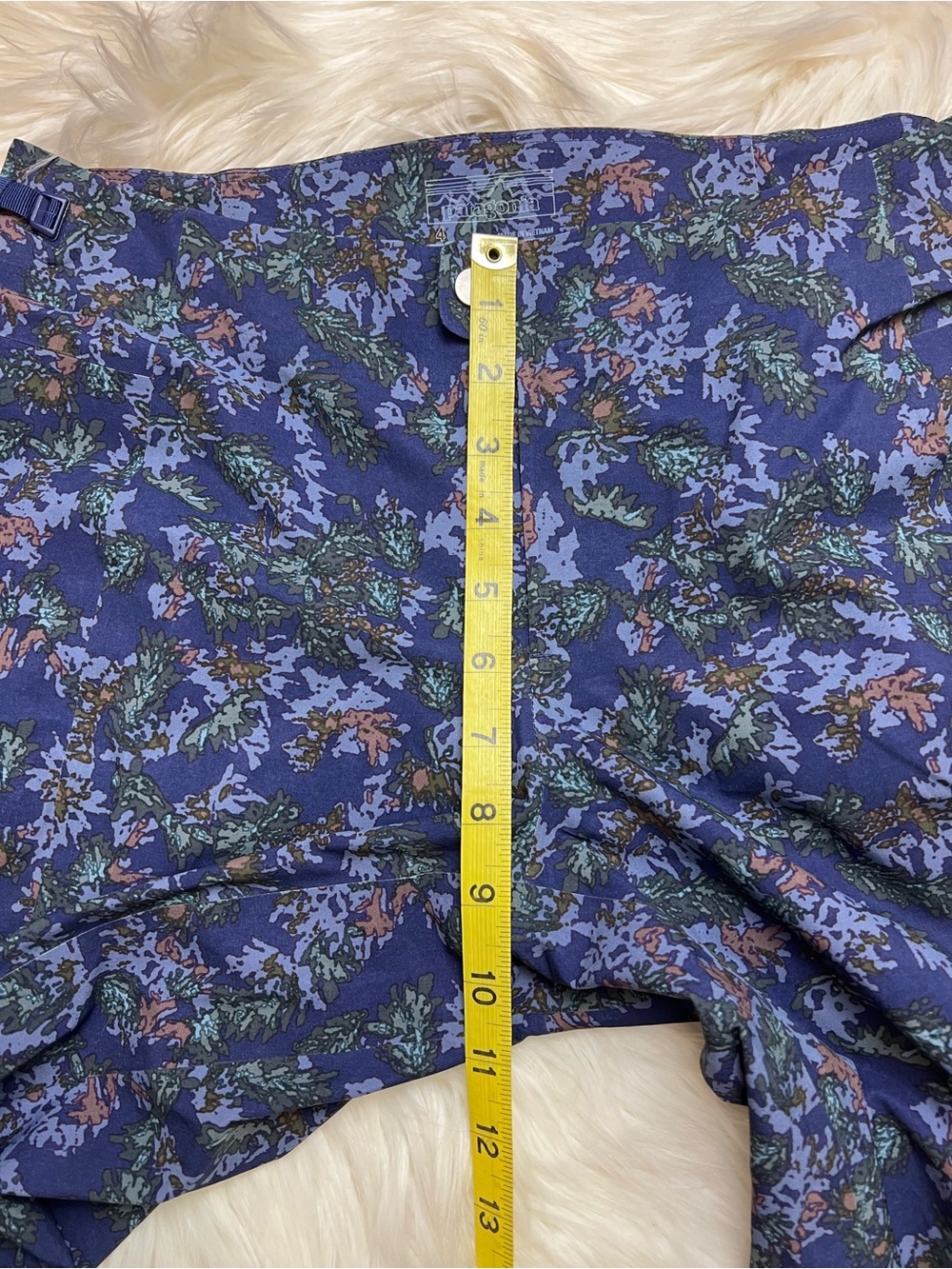 PATAGONIA  WOMEN'S DIRT ROAMER
MOUNTAIN BIKE SHORTS. Size 4. New With Tags. - Picture 9 of 11